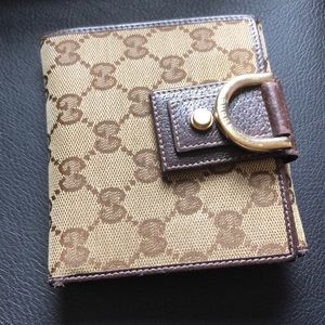 Gucci wallet
